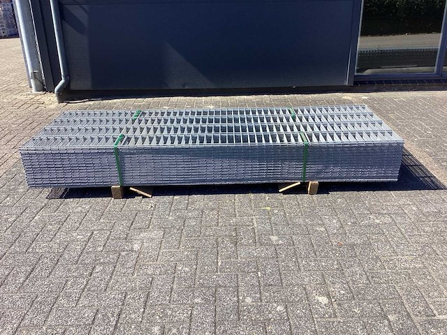 Heras - 6/5/6- dubbelstaafs hekwerk gegalvaniseerd 83cm hoog (30) - afbeelding 2 van  8