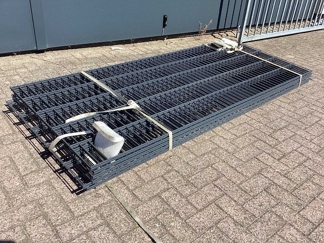 Heras - 8/6/8 - dubbelstaafs hekwerk antraciet 1030 hoog (9x) - afbeelding 1 van  7