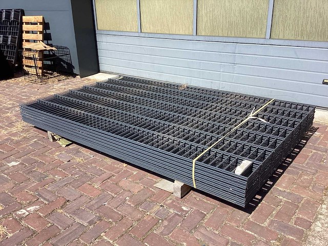 Heras - 8/6/8 - dubbelstaafs hekwerk antraciet 143cm hoog (15x) - afbeelding 3 van  9