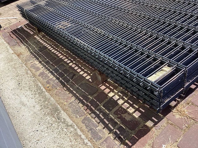 Heras - 8/6/8 - dubbelstaafs hekwerk antraciet 143cm hoog (15x) - afbeelding 5 van  9