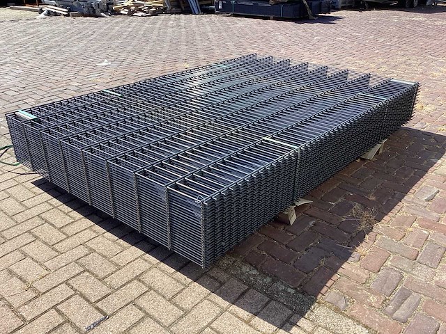 Heras - 8/6/8 - dubbelstaafs hekwerk antraciet 163cm hoog (25x) - afbeelding 7 van  11
