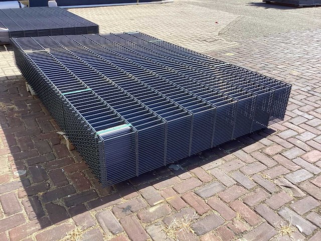 Heras - 8/6/8 - dubbelstaafs hekwerk antraciet 163cm hoog (25x) - afbeelding 9 van  11