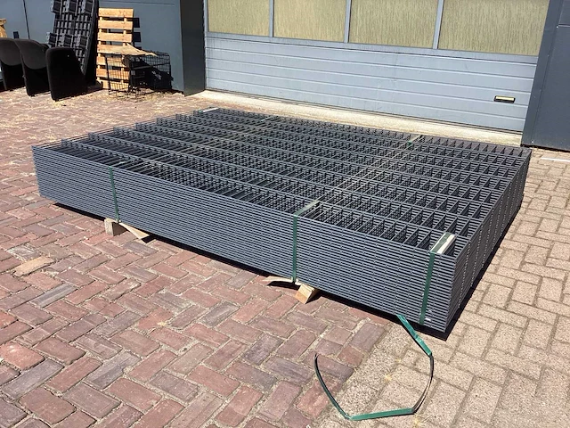 Heras - 8/6/8 - dubbelstaafs hekwerk antraciet 163cm hoog (25x) - afbeelding 5 van  11