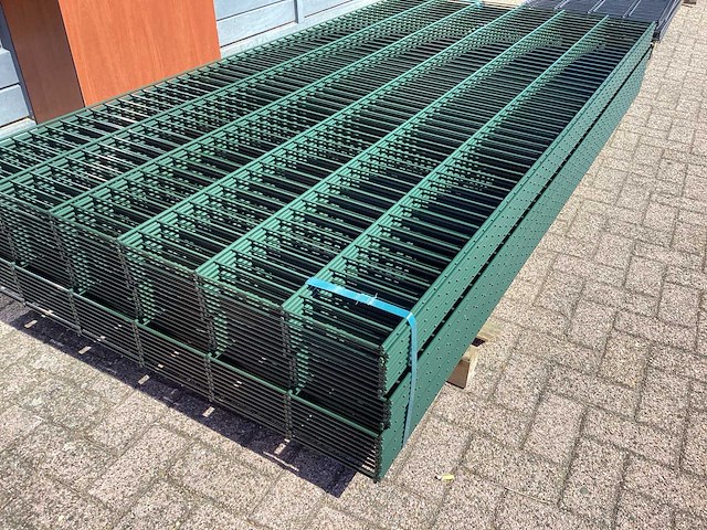 Heras - 8/6/8 - dubbelstaafs hekwerk donkergroen 123cm hoog (25x) - afbeelding 9 van  10