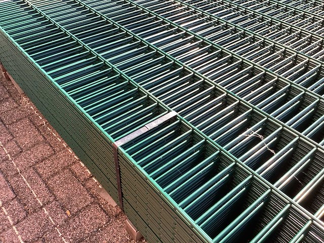 Heras - 8/6/8 - dubbelstaafs hekwerk donkergroen 203cm hoog (25x) - afbeelding 7 van  9