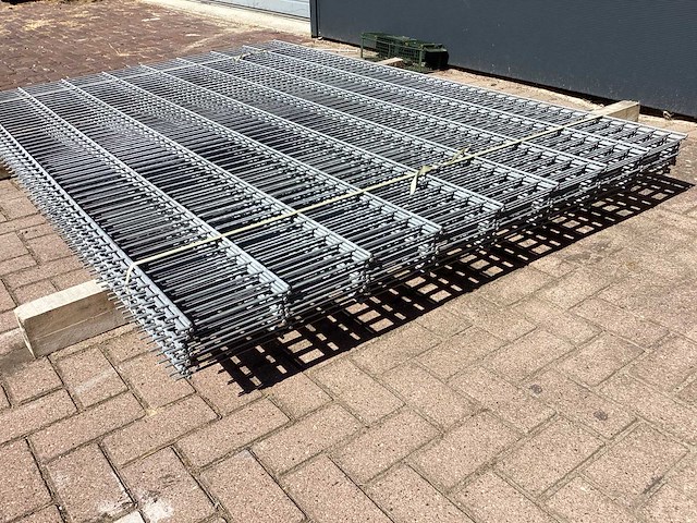 Heras - 8/6/8 - dubbelstaafs hekwerk gegalvaniseerd 163 hoog (10x) - afbeelding 3 van  8
