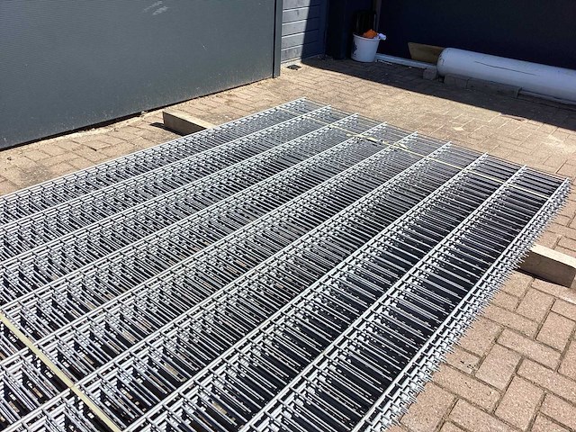 Heras - 8/6/8 - dubbelstaafs hekwerk gegalvaniseerd 163 hoog (10x) - afbeelding 4 van  4