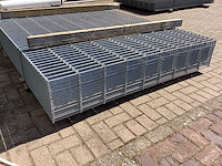Heras - 8/6/8 - dubbelstaafs hekwerk gegalvaniseerd 183cm hoog (25x) - afbeelding 7 van  10