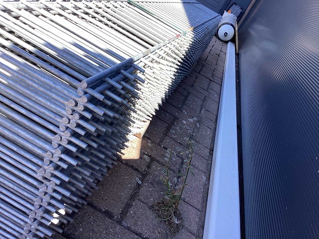 Heras - 8/6/8 - dubbelstaafs hekwerk gegalvaniseerd 183cm hoog (25x) - afbeelding 5 van  7