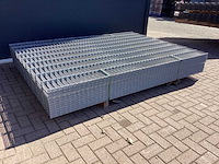 Heras - 8/6/8 - dubbelstaafs hekwerk gegalvaniseerd 183cm hoog (25x) - afbeelding 1 van  7