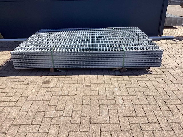 Heras - 8/6/8 - dubbelstaafs hekwerk gegalvaniseerd 183cm hoog (25x) - afbeelding 2 van  7