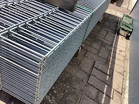 Heras - 8/6/8 - dubbelstaafs hekwerk gegalvaniseerd 183cm hoog (25x) - afbeelding 7 van  10