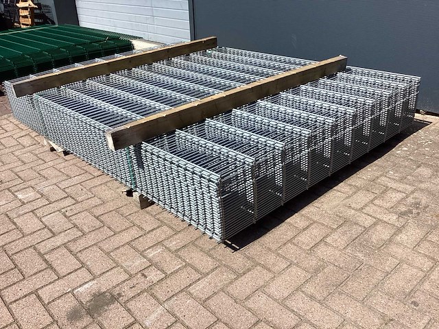 Heras - 8/6/8 - dubbelstaafs hekwerk gegalvaniseerd 183cm hoog (25x) - afbeelding 4 van  10