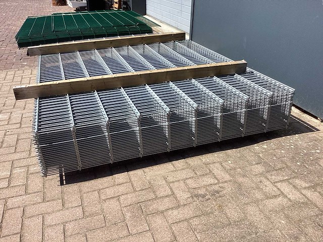 Heras - 8/6/8 - dubbelstaafs hekwerk gegalvaniseerd 183cm hoog (25x) - afbeelding 5 van  10