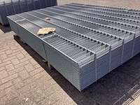 Heras - 8/6/8 - dubbelstaafs hekwerk gegalvaniseerd 183cm hoog (25x) - afbeelding 10 van  12