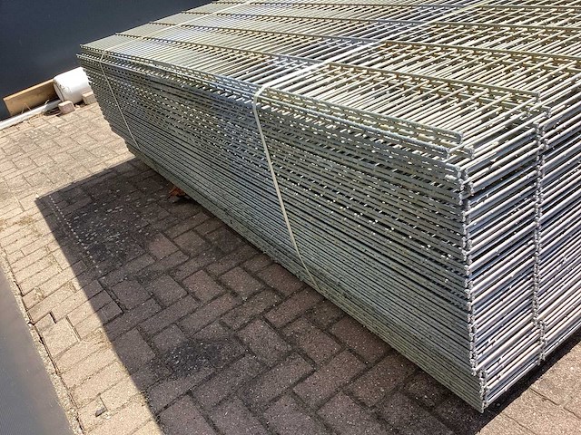 Heras - 8/6/8 - dubbelstaafs hekwerk gegalvaniseerd 183cm hoog (50x) - afbeelding 7 van  10