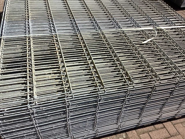Heras - 8/6/8 - dubbelstaafs hekwerk gegalvaniseerd 183cm hoog (50x) - afbeelding 9 van  10
