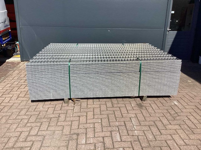 Heras - 8/6/8 - dubbelstaafs hekwerk gegalvaniseerd 183cm hoog (50x) - afbeelding 2 van  9