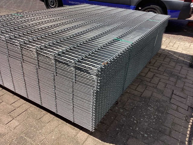 Heras - 8/6/8 - dubbelstaafs hekwerk gegalvaniseerd 183cm hoog (50x) - afbeelding 4 van  9