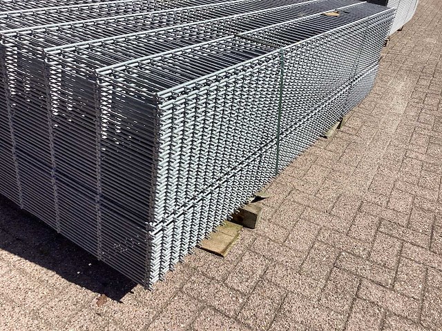Heras - 8/6/8 - dubbelstaafs hekwerk gegalvaniseerd 183cm hoog (50x) - afbeelding 2 van  10