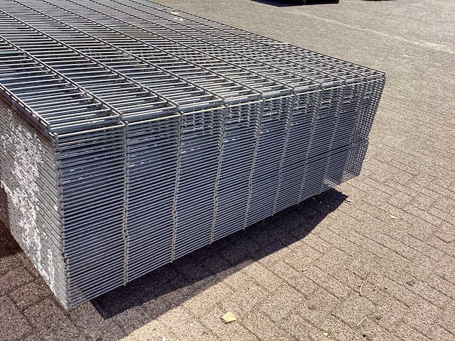 Heras - 8/6/8 - dubbelstaafs hekwerk gegalvaniseerd 183cm hoog (50x) - afbeelding 9 van  10