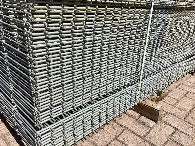 Heras - 8/6/8 - dubbelstaafs hekwerk gegalvaniseerd 183cm hoog (50x) - afbeelding 10 van  10