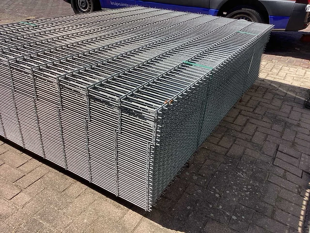 Heras - 8/6/8 - dubbelstaafs hekwerk gegalvaniseerd 183cm hoog (50x) - afbeelding 4 van  9