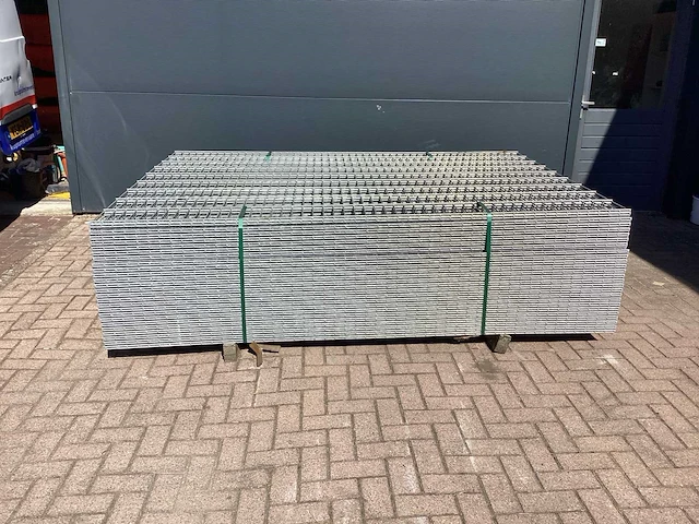 Heras - 8/6/8 - dubbelstaafs hekwerk gegalvaniseerd 183cm hoog (50x) - afbeelding 2 van  9