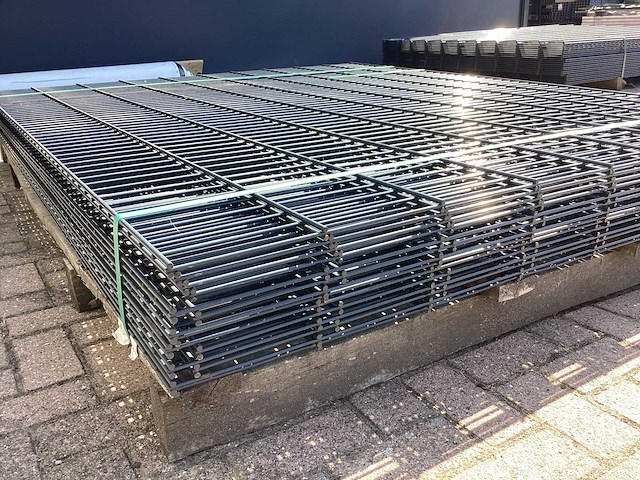 Heras - 8/6/8 - dubbelstaafs hekwerk gegalvaniseerd 203cm hoog (14x) - afbeelding 5 van  7