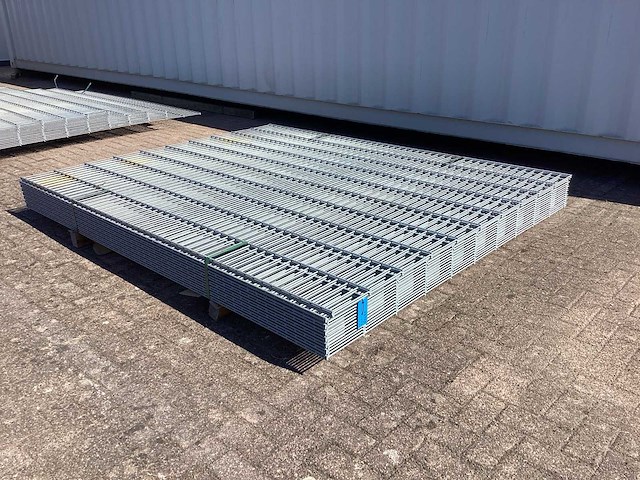 Heras - 8/6/8 - dubbelstaafs hekwerk gegalvaniseerd 203cm hoog (15x) - afbeelding 3 van  9