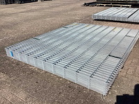 Heras - 8/6/8 - dubbelstaafs hekwerk gegalvaniseerd 203cm hoog (15x) - afbeelding 4 van  9