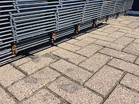 Heras - 8/6/8 - dubbelstaafs hekwerk gegalvaniseerd 203cm hoog (23x) paar aangezaagt - afbeelding 2 van  12