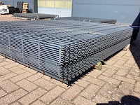 Heras - 8/6/8 - dubbelstaafs hekwerk gegalvaniseerd 203cm hoog (23x) paar aangezaagt - afbeelding 7 van  12