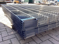 Heras - 8/6/8 - dubbelstaafs hekwerk gegalvaniseerd 203cm hoog (23x) paar aangezaagt - afbeelding 8 van  12