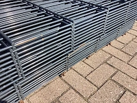 Heras - 8/6/8 - dubbelstaafs hekwerk gegalvaniseerd 203cm hoog (23x) paar aangezaagt - afbeelding 3 van  12