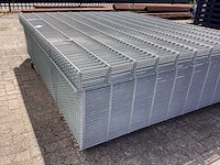 Heras - 8/6/8 - dubbelstaafs hekwerk gegalvaniseerd 203cm hoog (50x) - afbeelding 9 van  11