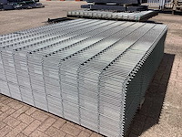 Heras - 8/6/8 - dubbelstaafs hekwerk gegalvaniseerd 203cm hoog (50x) - afbeelding 9 van  13