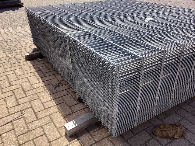 Heras - 8/6/8 - dubbelstaafs hekwerk gegalvaniseerd 203cm hoog (50x) - afbeelding 9 van  11