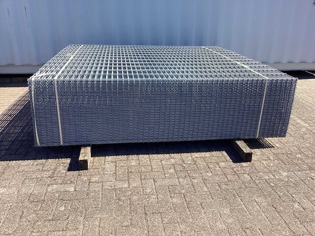 Heras - 8/6/8 - dubbelstaafs hekwerk gegalvaniseerd 243 hoog (50x) - afbeelding 3 van  10