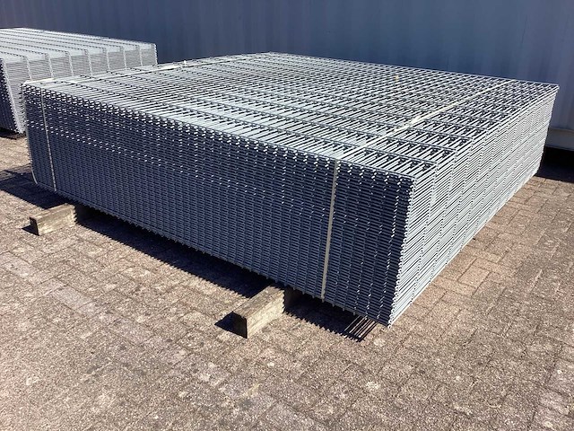 Heras - 8/6/8 - dubbelstaafs hekwerk gegalvaniseerd 243 hoog (50x) - afbeelding 4 van  10