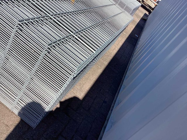 Heras - 8/6/8 - dubbelstaafs hekwerk gegalvaniseerd 243 hoog (50x) - afbeelding 6 van  10