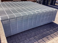 Heras - 8/6/8 - dubbelstaafs hekwerk gegalvaniseerd 243 hoog (50x) - afbeelding 8 van  10