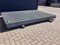 Heras - 8/6/8 - dubbelstaafs hekwerk gegalvaniseerd gecoat lichtgrijs 183 hoog (10x) - afbeelding 1 van  11