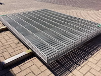 Heras - 8/6/8 - dubbelstaafs hekwerk gegalvaniseerd gecoat lichtgrijs 183 hoog (10x) - afbeelding 8 van  11