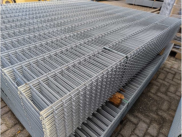 Heras - dubbelstaaf hekwerk 8/6/8 243cm hoog (25x) - afbeelding 6 van  8