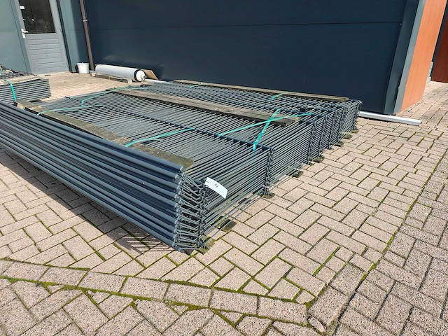 Heras - hekwerk duits profiel - 240 cm hoog (20x) - afbeelding 3 van  8