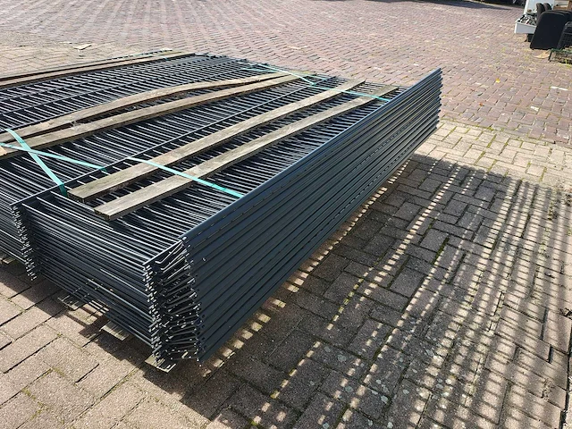 Heras - hekwerk duits profiel - 240cm hoog (20x) - afbeelding 6 van  8