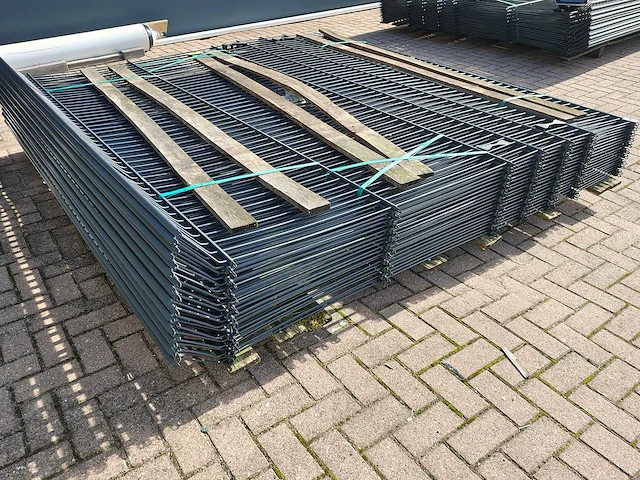 Heras - hekwerk duits profiel - 240cm hoog (20x) - afbeelding 7 van  8