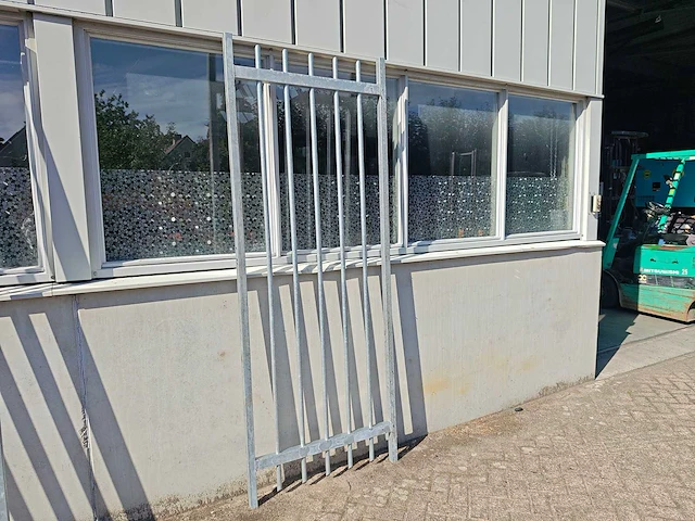 Heras - looppoort 95x250cm gegalvaniseerd - afbeelding 1 van  7