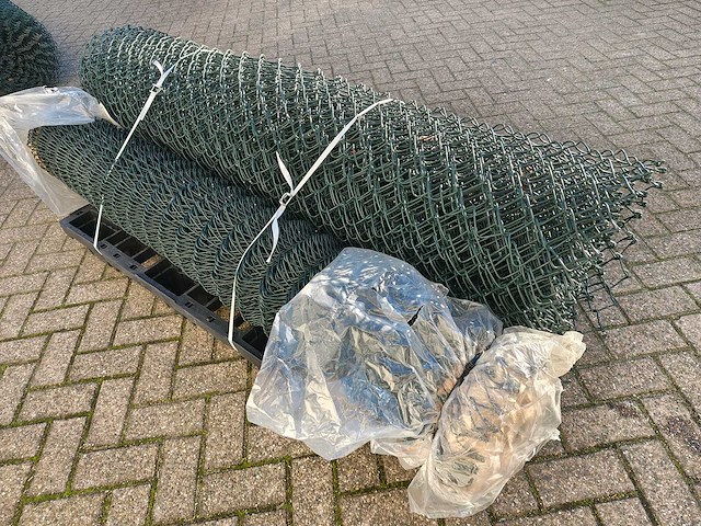 Heras - partij 2 rollen gaas ca 30 mtr 200cm hoog - afbeelding 4 van  7